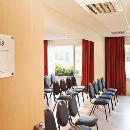 Oceania Quimper Hotel Buitenkant foto