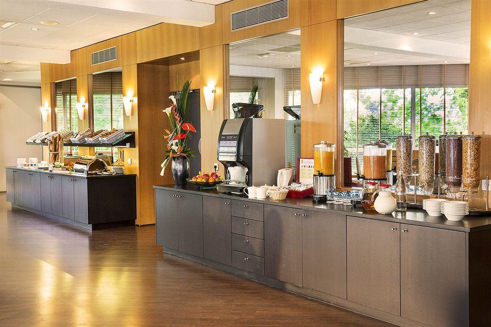 Oceania Quimper Hotel Buitenkant foto