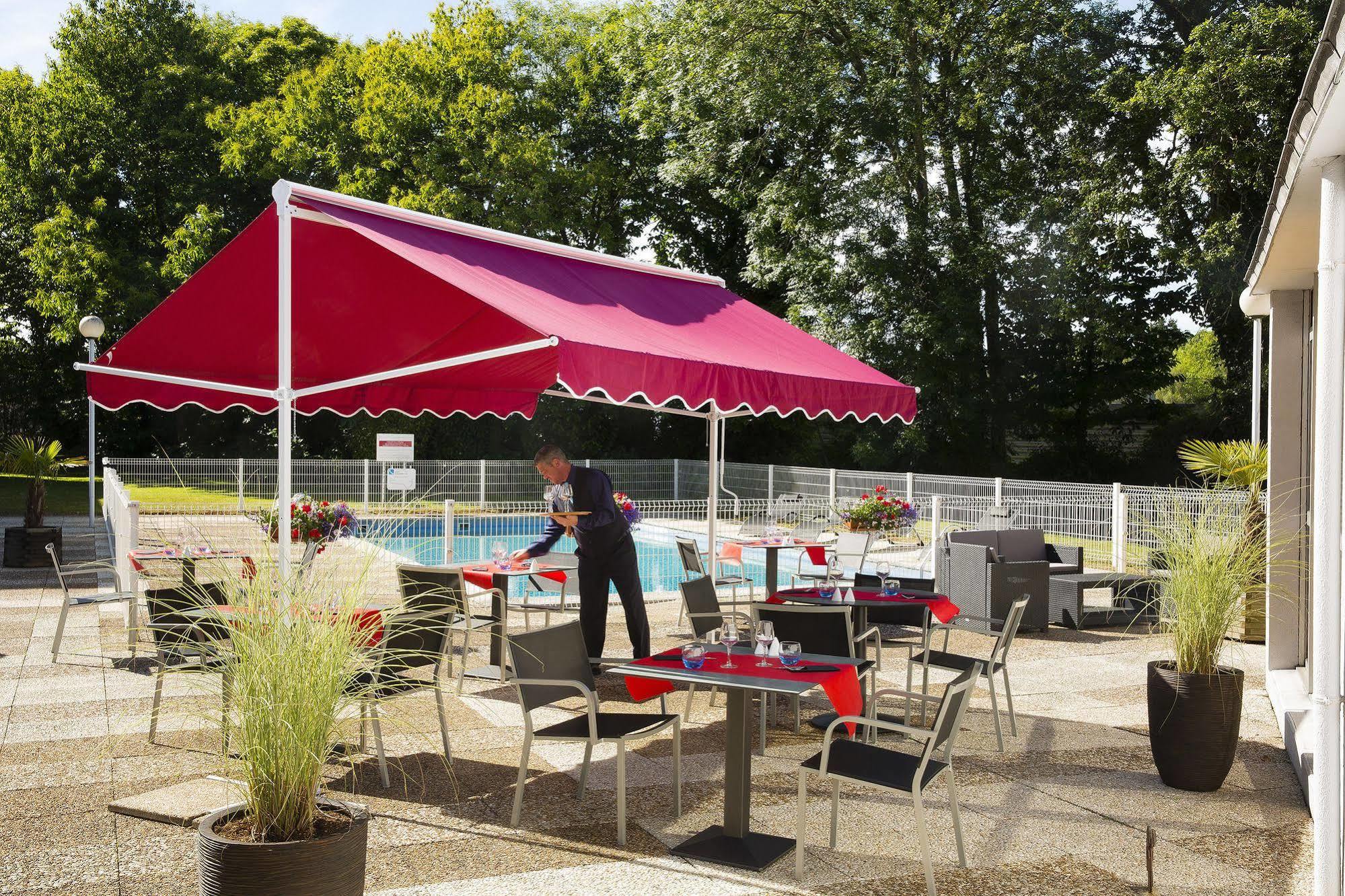 Oceania Quimper Hotel Buitenkant foto
